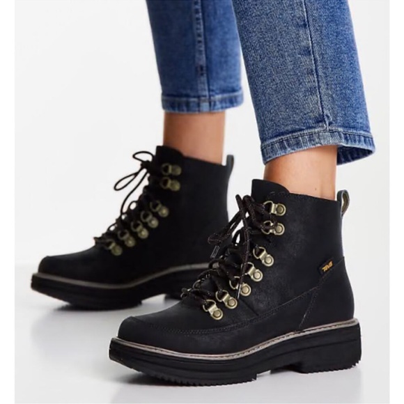NEW TEVA women's midform boot‎ in black Sz 8.5